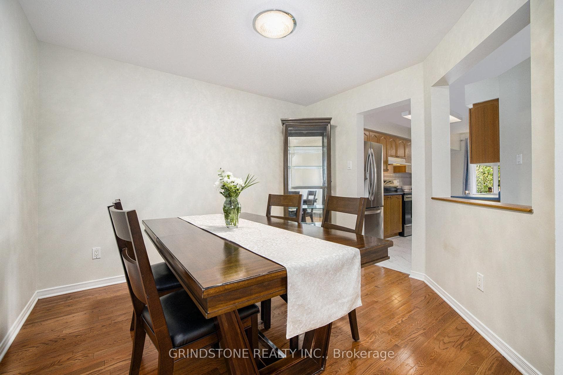 43 Margrave Avenue photo 9