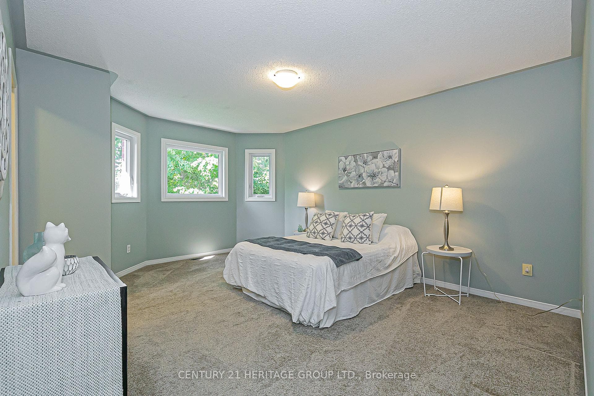 80 Primeau Drive photo 15