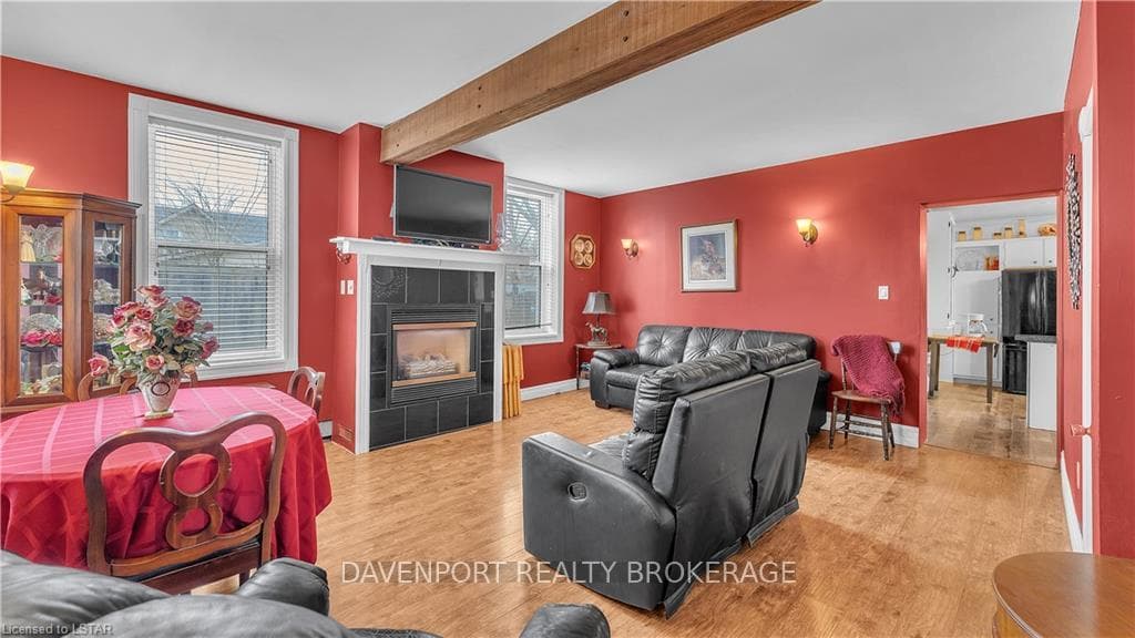 222 ROSKEEN Street photo 3