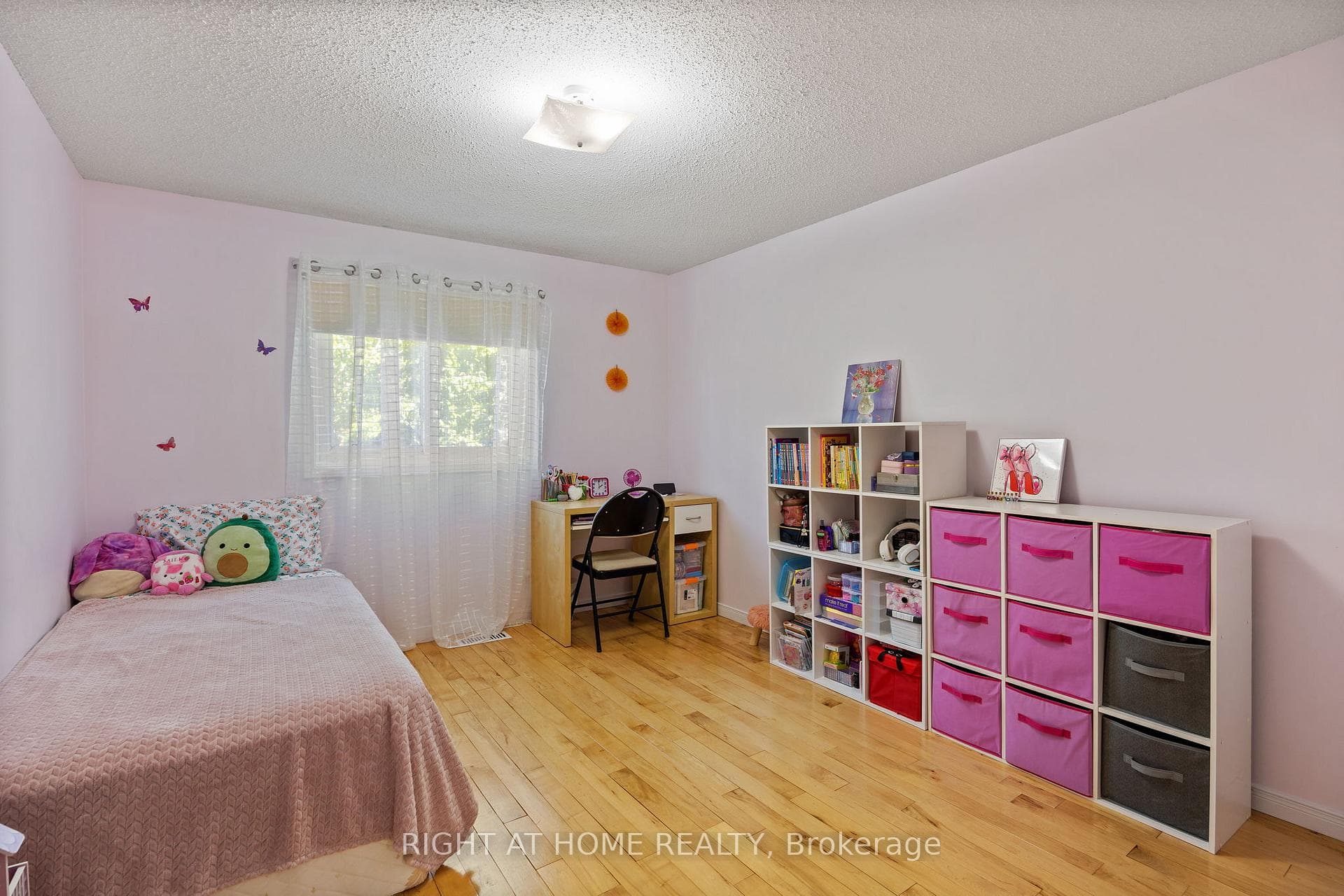 159 Kirby Crescent photo 17