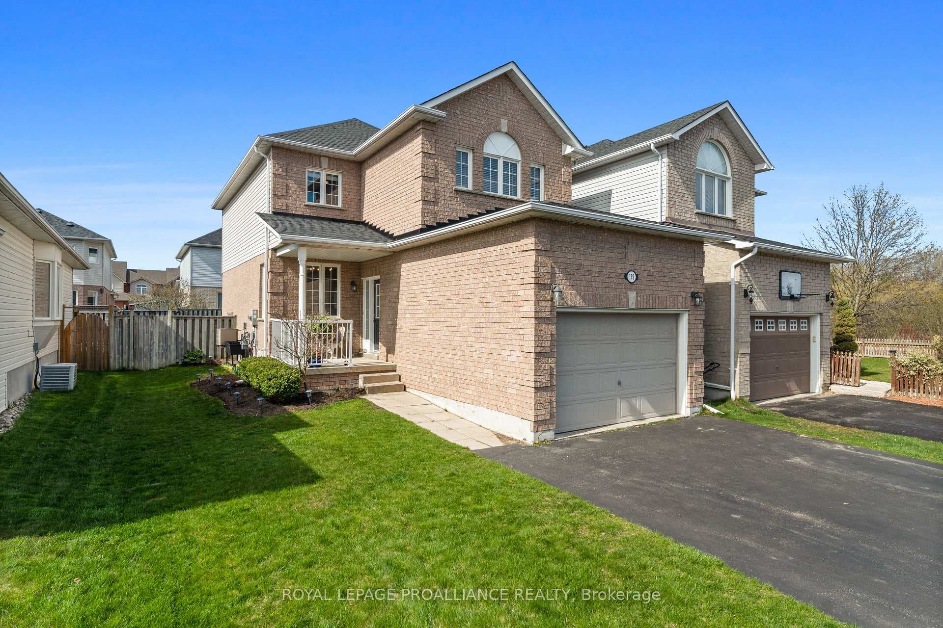 199 Richfield Square photo 38