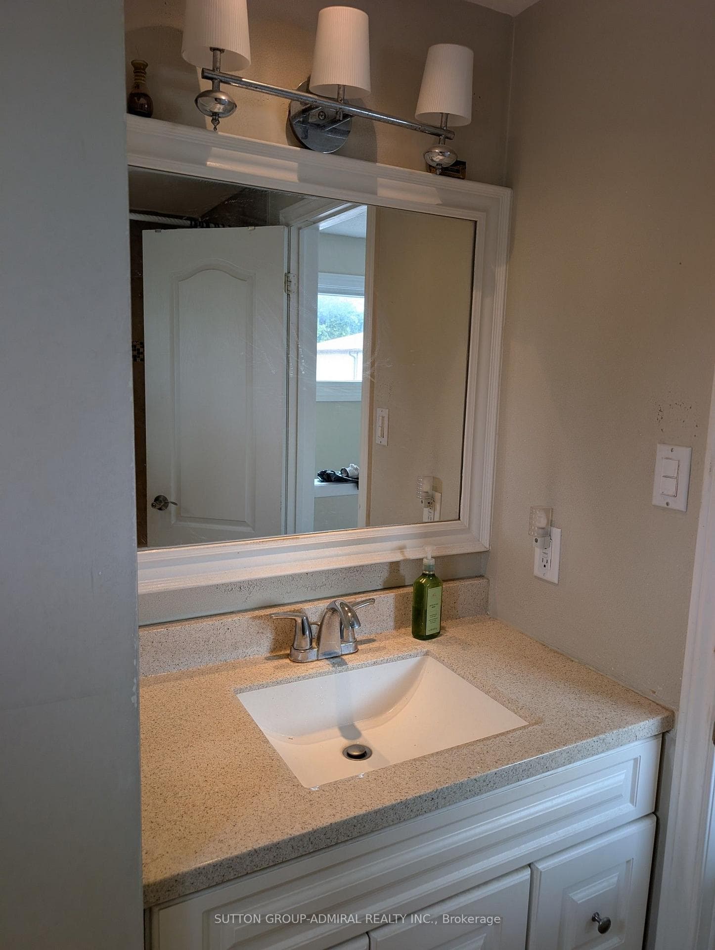1 Damascus Drive photo 27