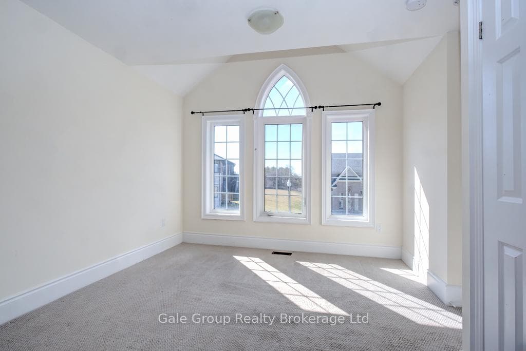 648 Mcgill Lane photo 17