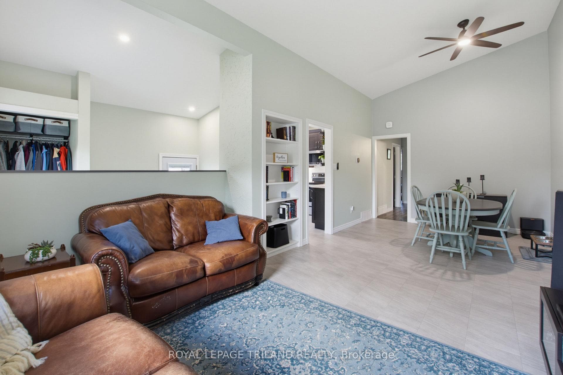 71 Joyce Street photo 11