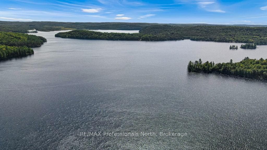 1216 Johnson Bay Road photo 2
