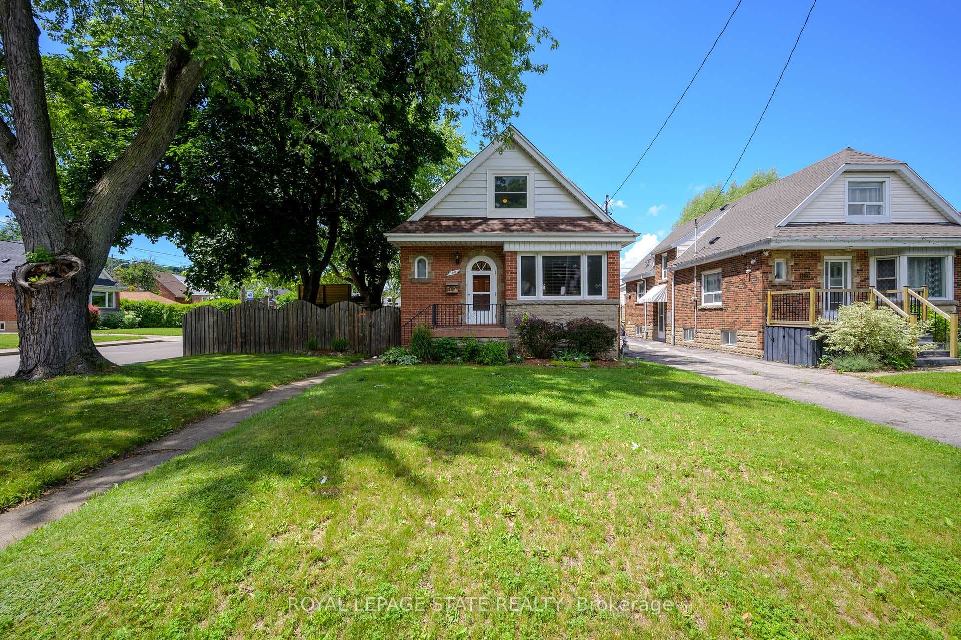 190 Crosthwaite Avenue photo 1