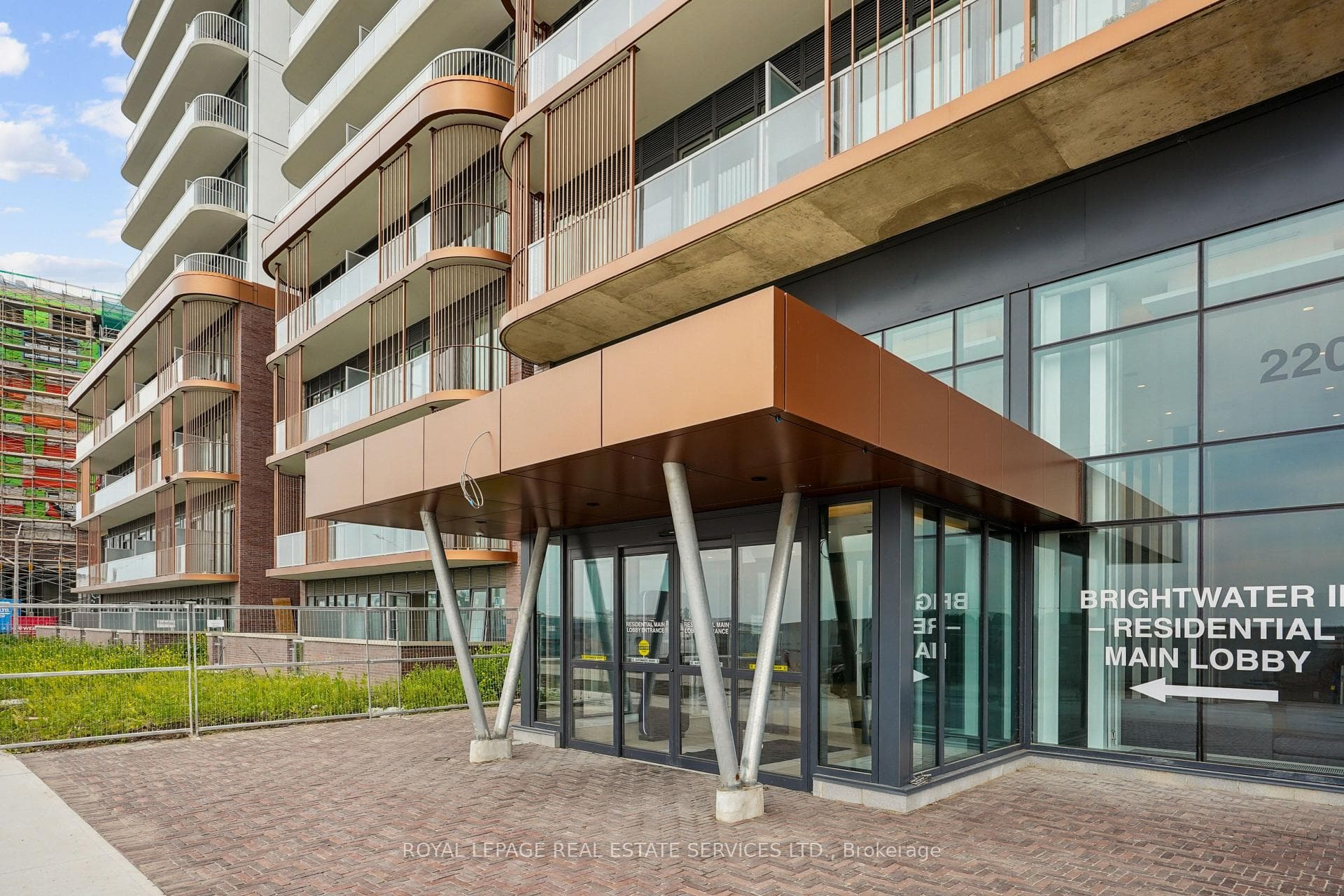 220 Missinnihe Way Unit 1306 photo 2