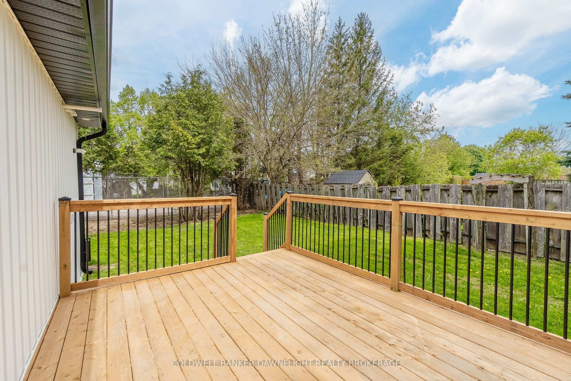 514 Edward Street photo 28