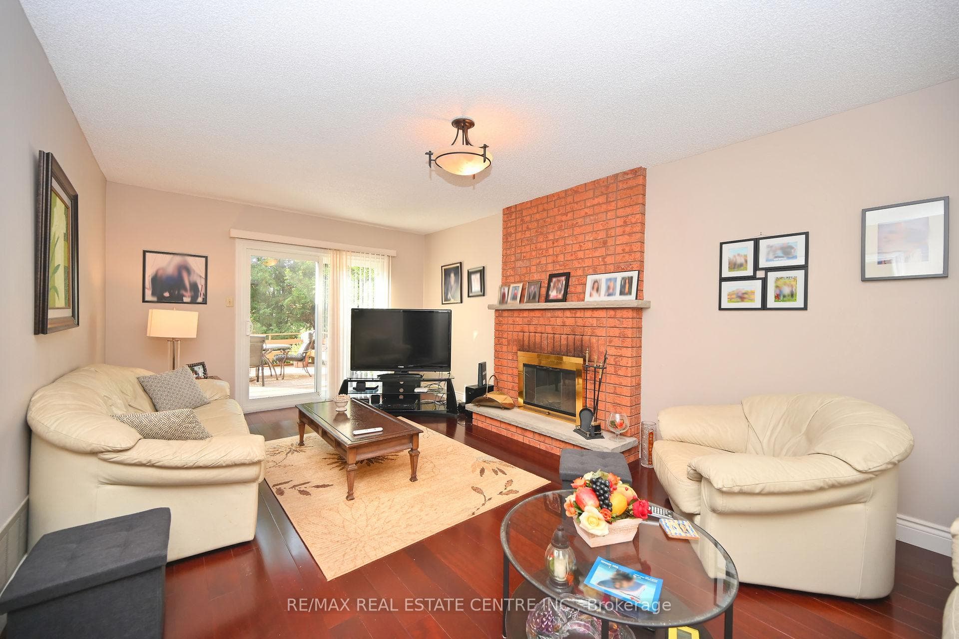 1388 Will Scarlett Drive photo 20