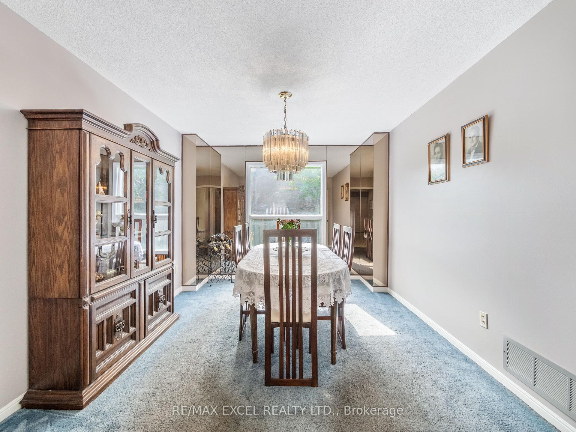 161 York Hill Boulevard photo 11
