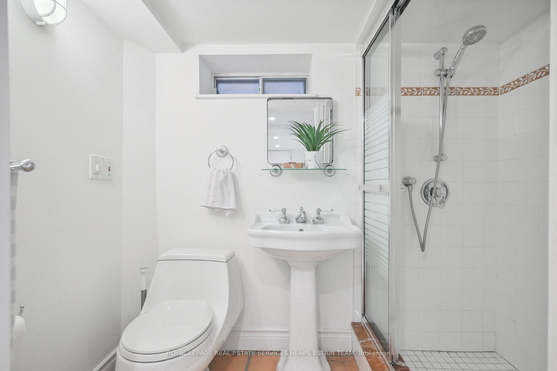 109 Inglewood Drive photo 25