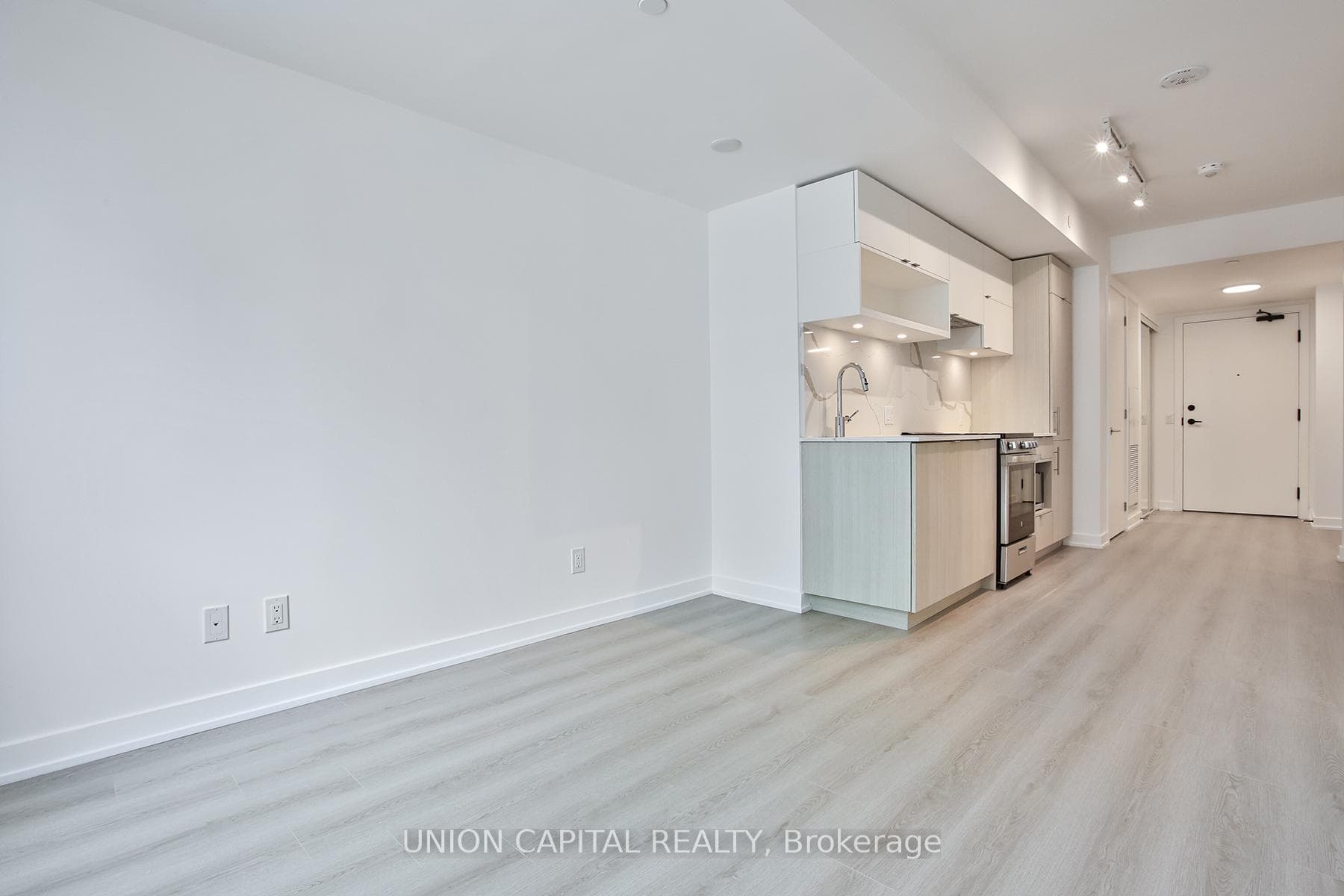 100 Queen Street Unit 2312 photo 15