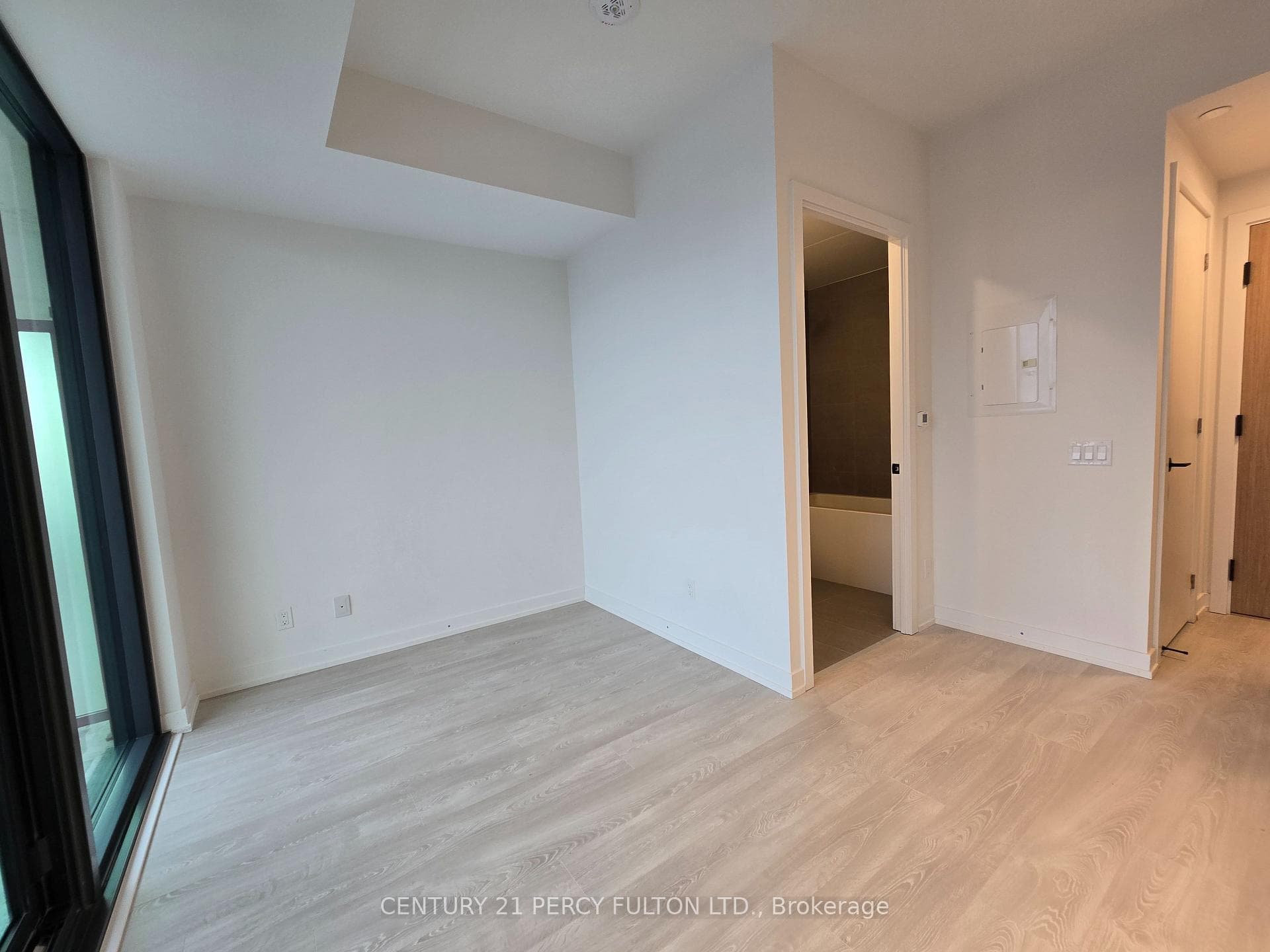 35 Parliament Street Unit 2410 photo 10