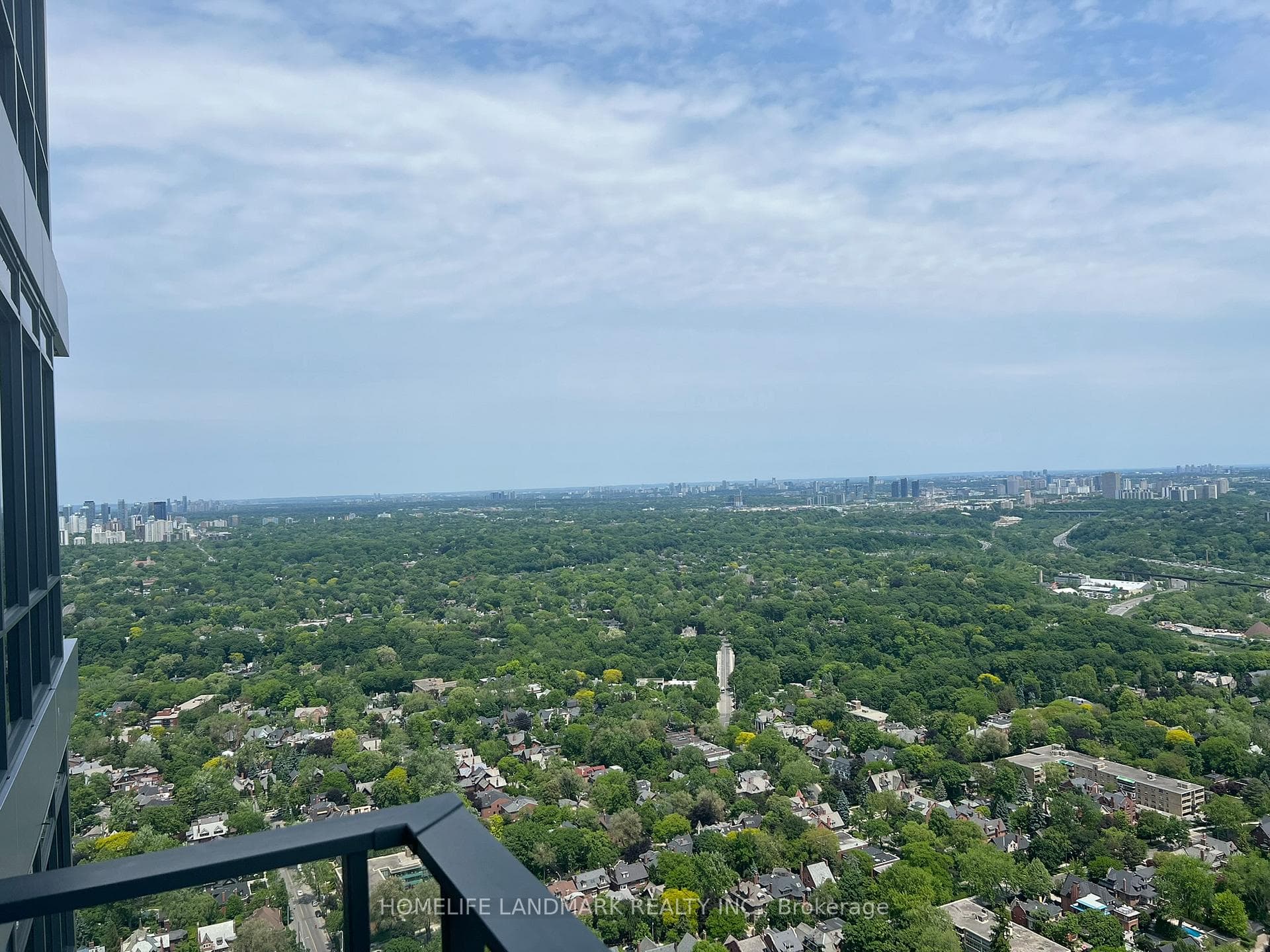395 Bloor Street Unit 5308 photo 4