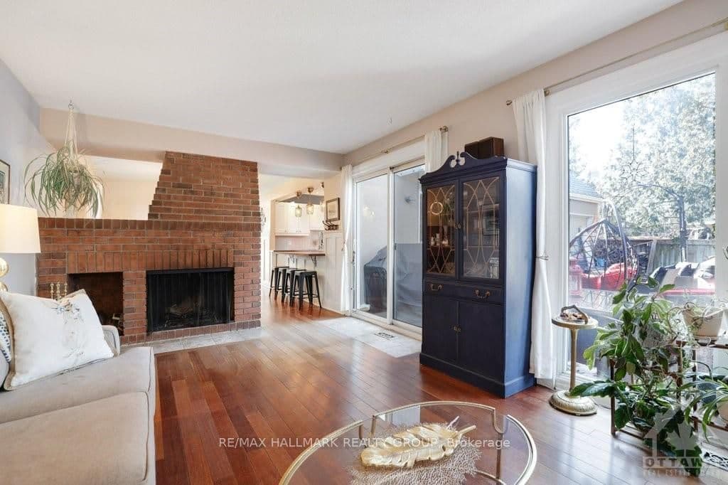 27 JACKSON Court photo 18
