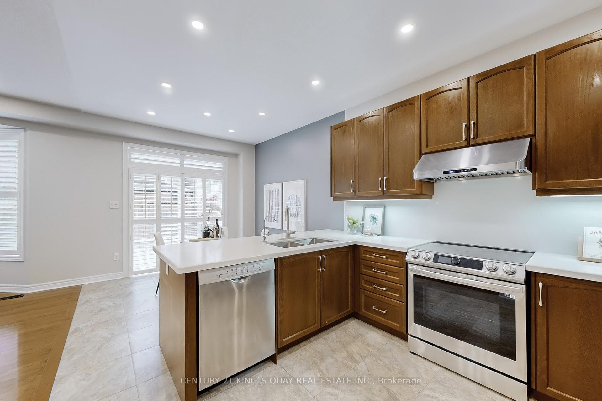 18 Edgehill Avenue photo 16