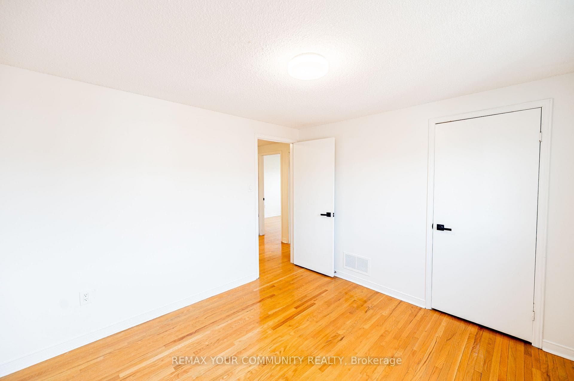 20 Terra Road Unit UPPER photo 24
