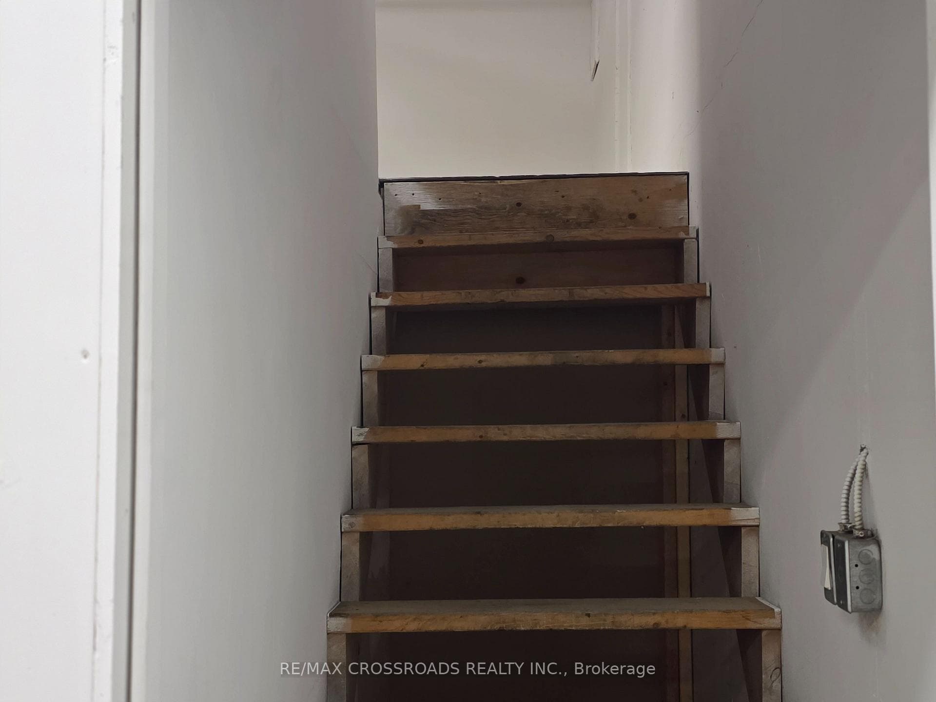 446 Birchmount Road Unit 9 photo 6