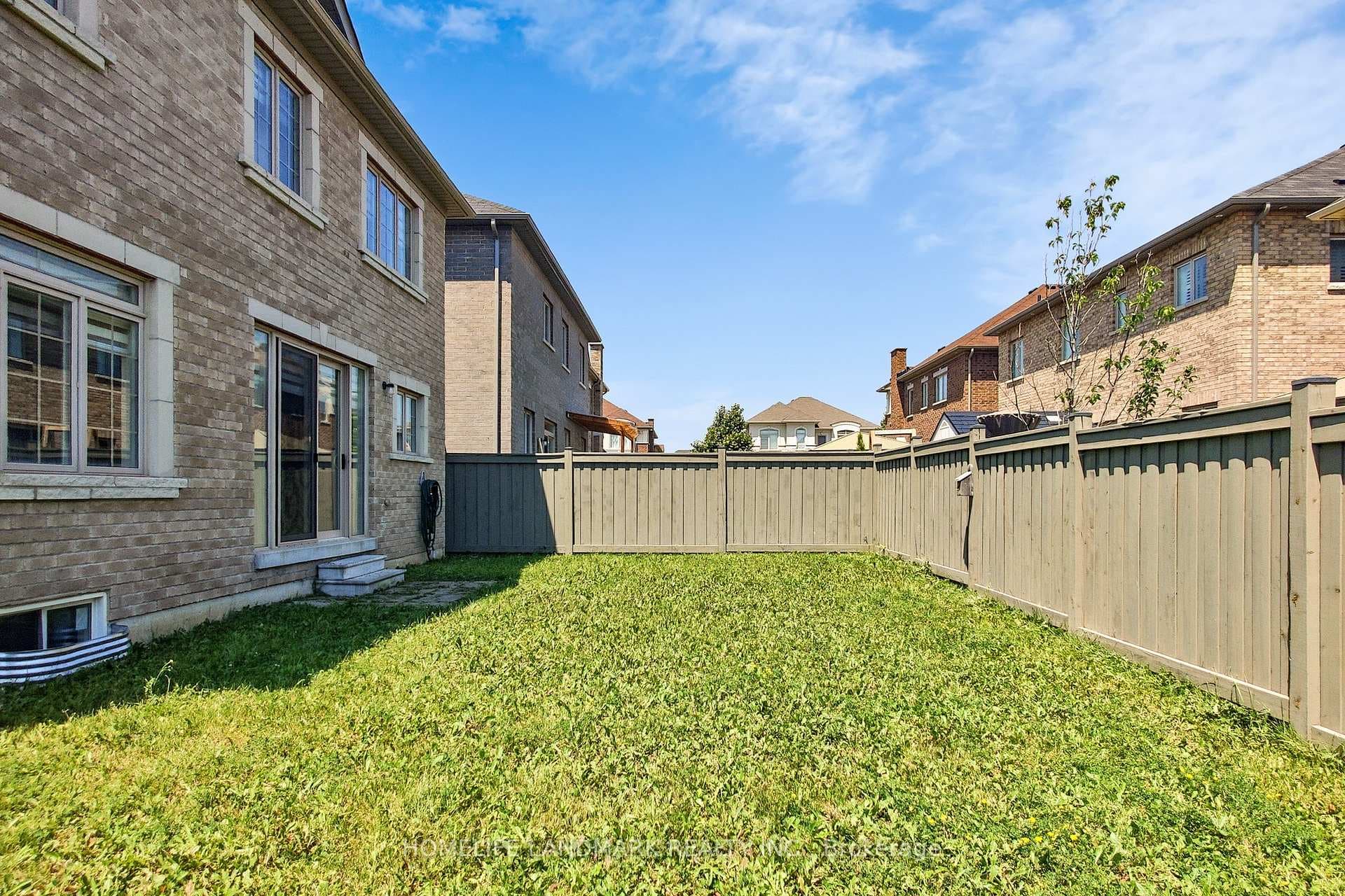 1533 Devine Point photo 47