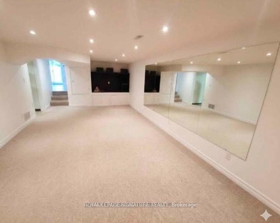 Family Room/2nd Bedroom/Den/Office