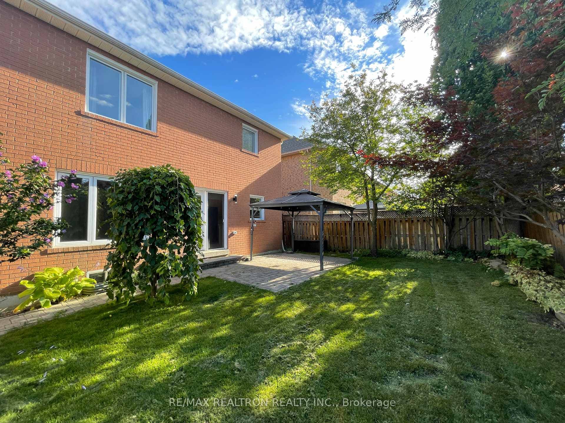 137 Bothwell Crescent photo 21