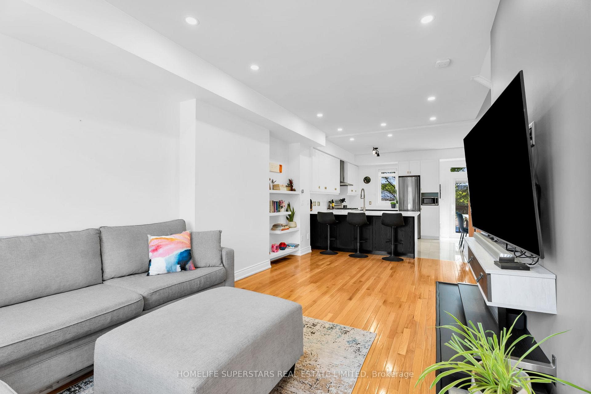 3091 Joel Kerbel Place photo 13