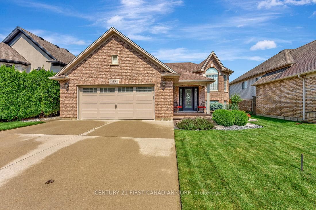 59 Carmichael Crescent photo 3