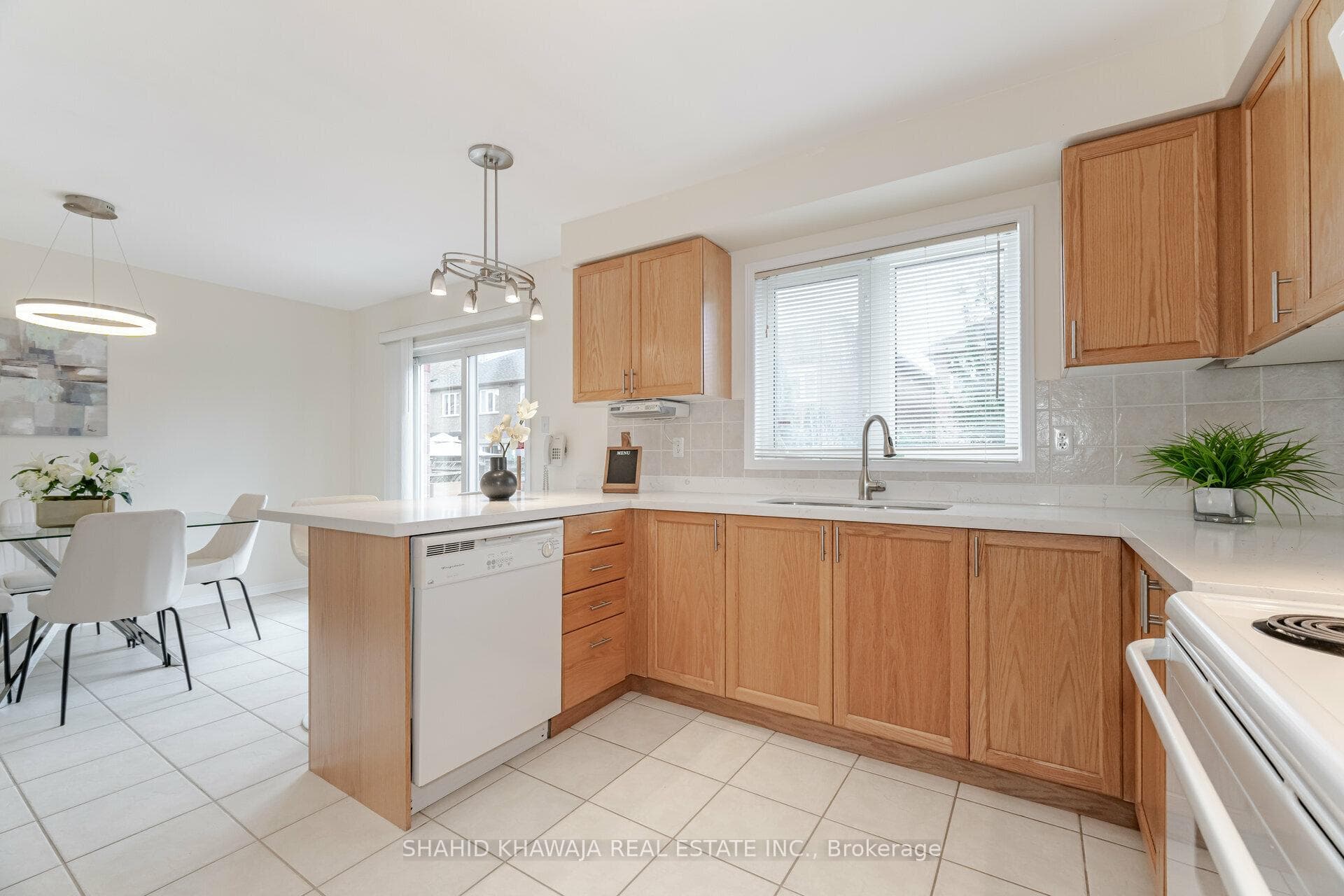 3022 Bentley Drive photo 13