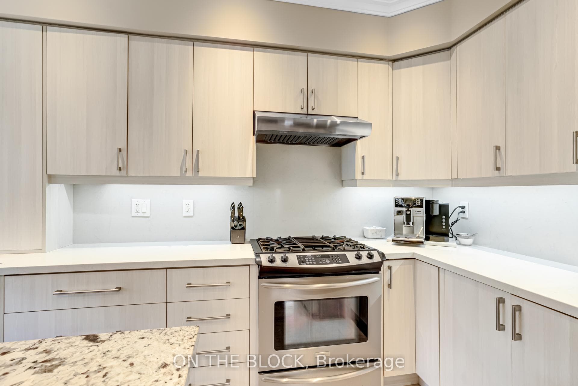 71 Puccini Drive Unit 31 photo 13