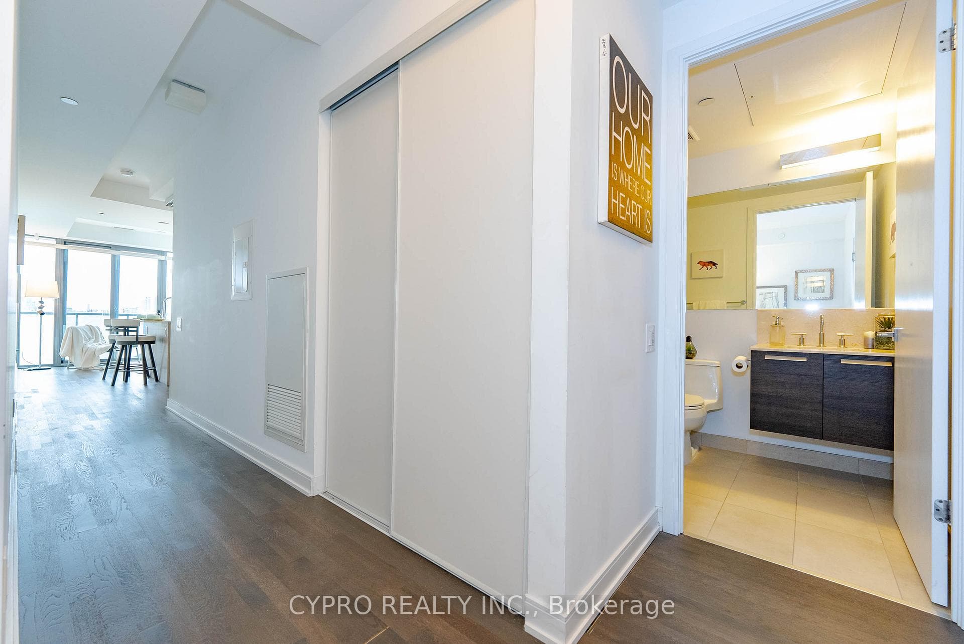 57 St Joseph Street Unit 615 photo 6