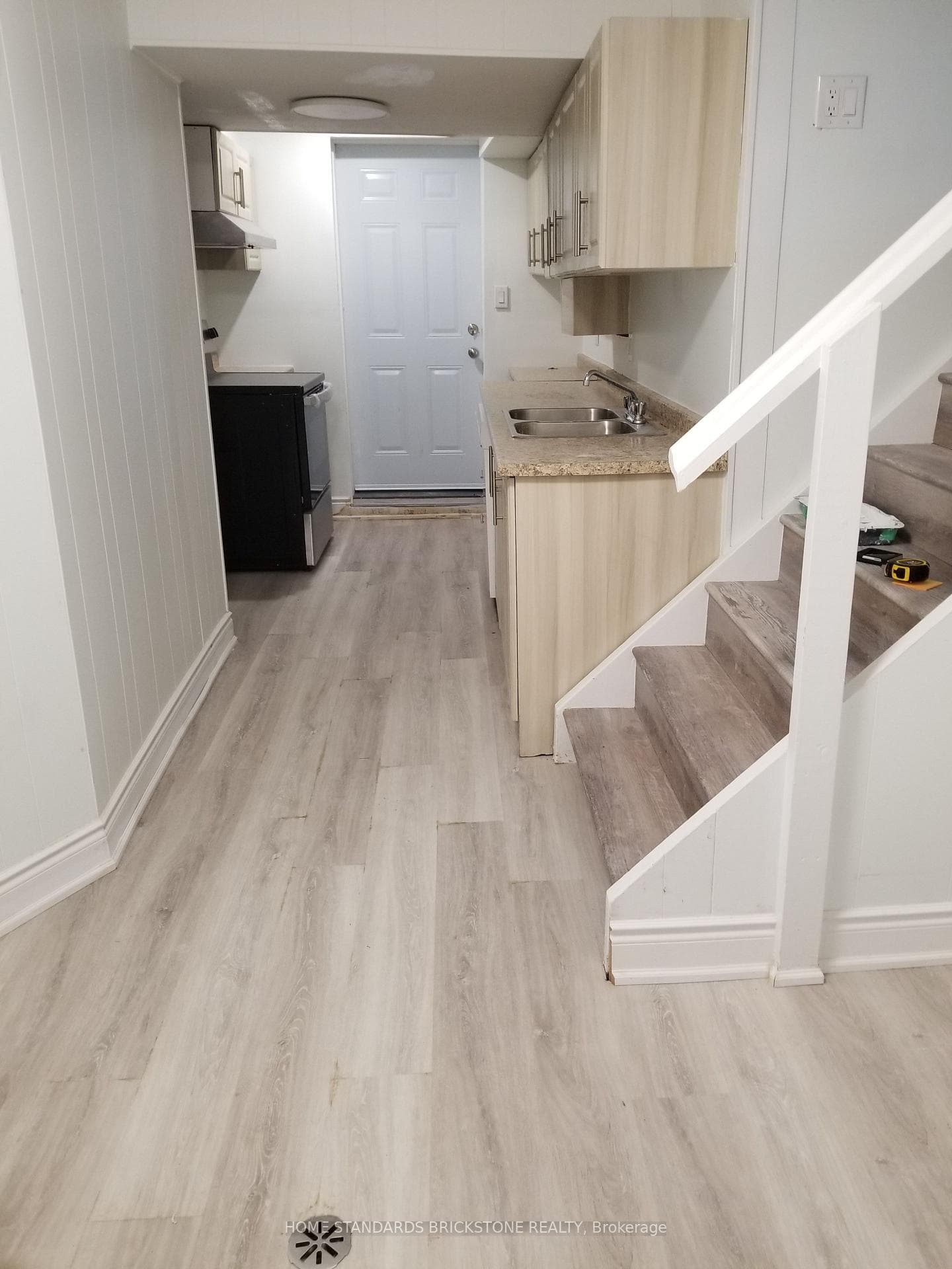 759 Bloor Street photo 6