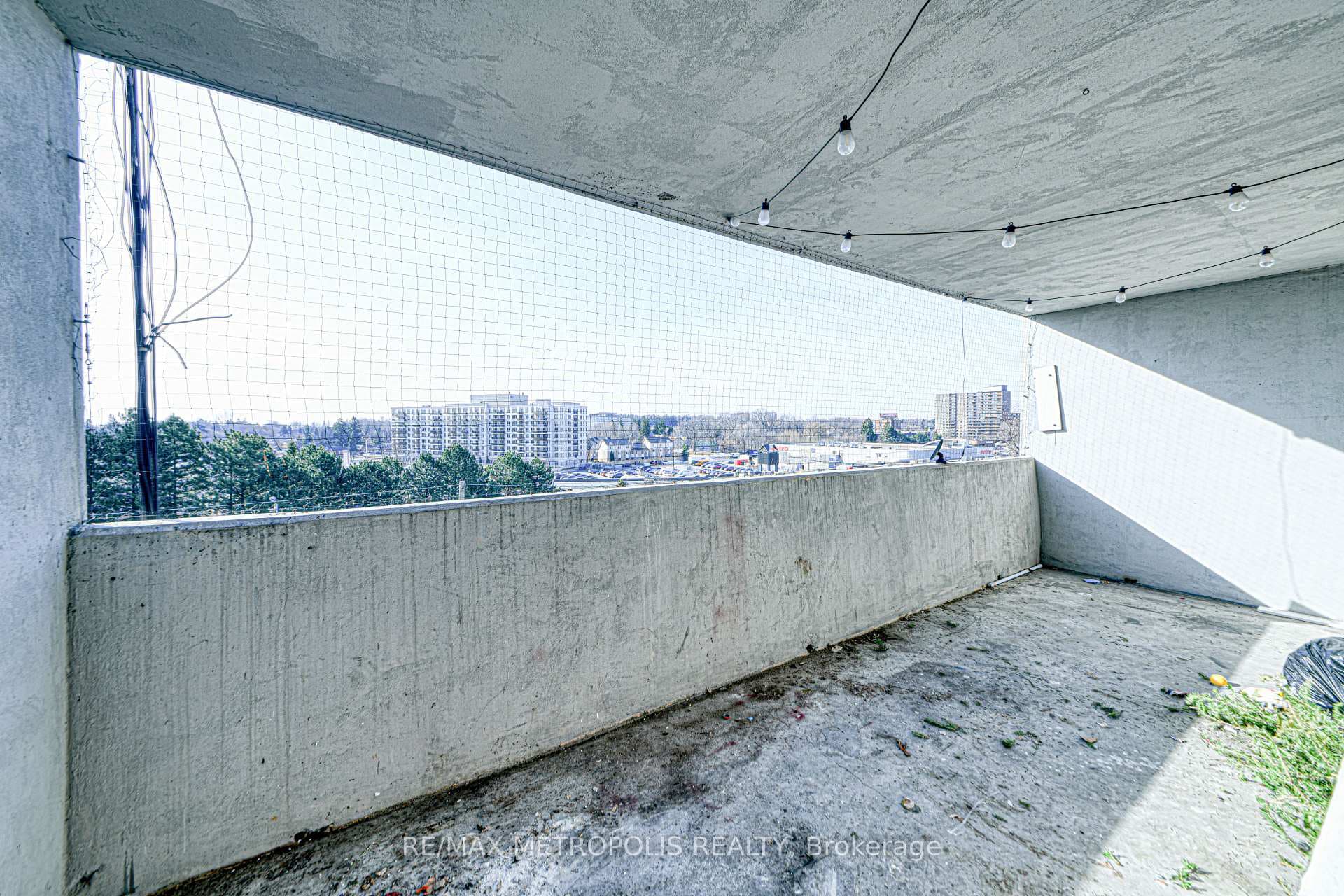3380 Eglinton Avenue Unit 610 photo 36