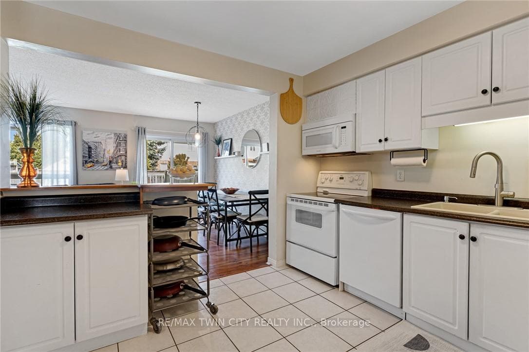 129 Werstine Terrace photo 7