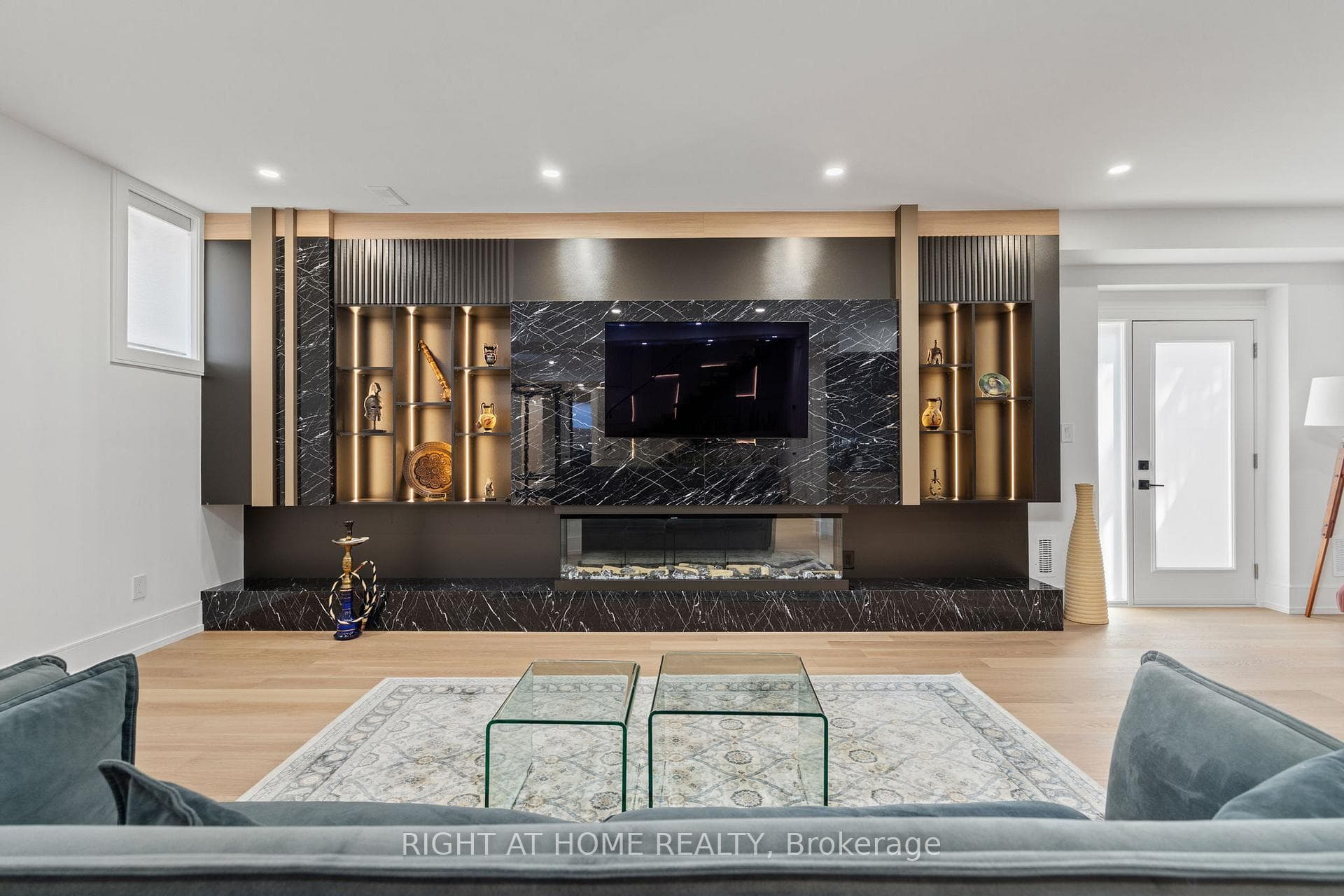 33 Thorndale Avenue photo 39