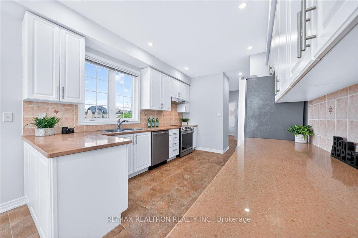 8 Townwood Drive Unit 86 photo 28