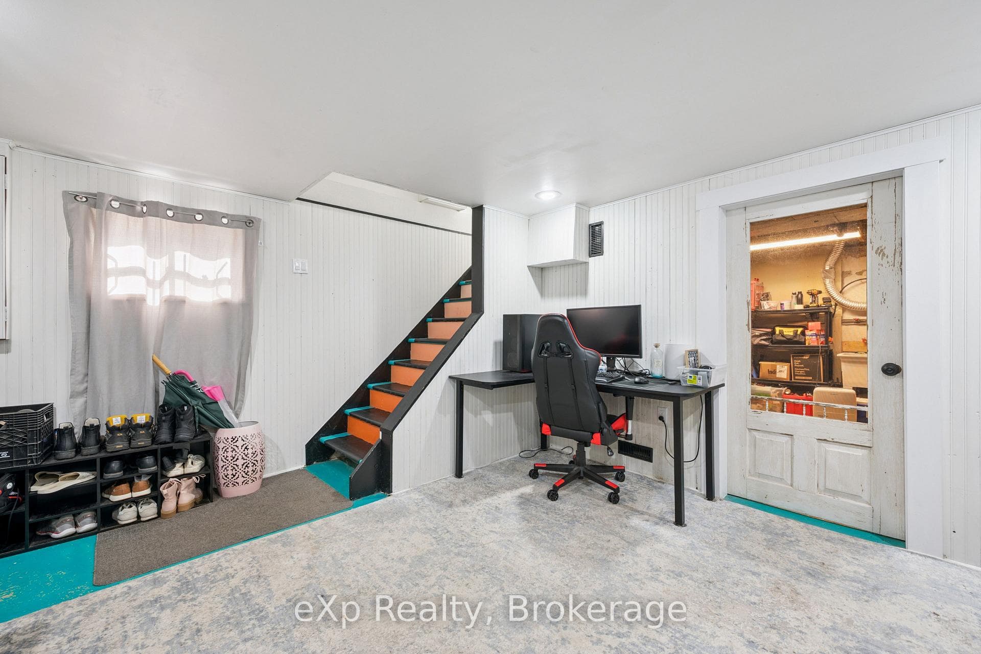 56 Bretz Avenue photo 25