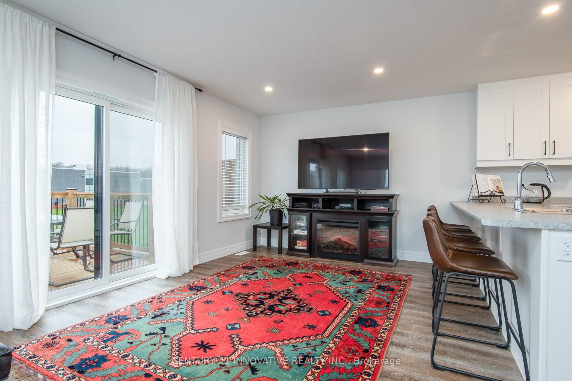 92 Pony Way photo 5