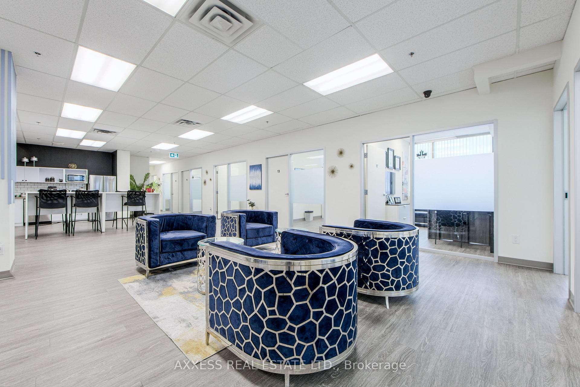 30 Eglinton Avenue Unit 400 photo 22