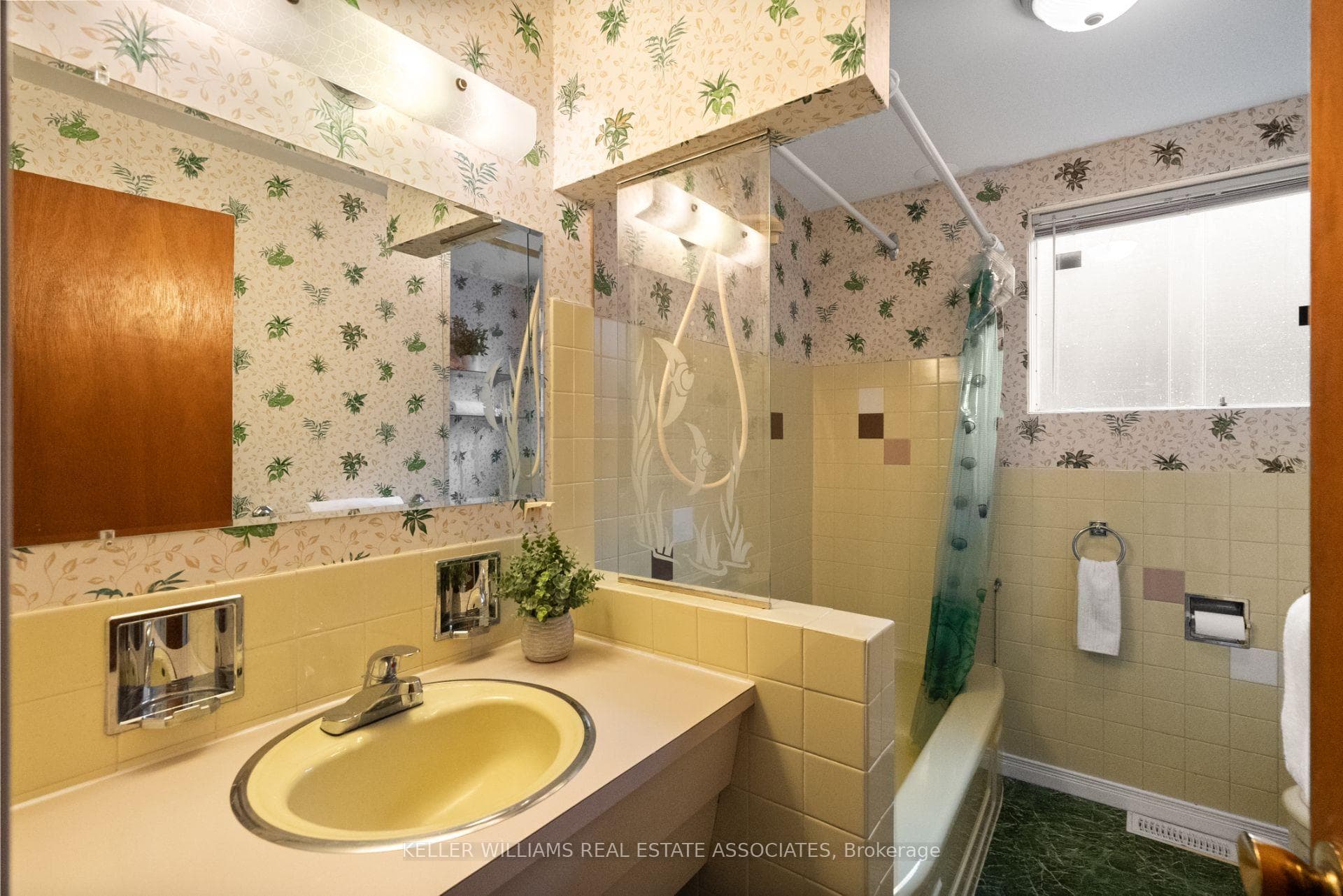 118 West 19th Street photo 31