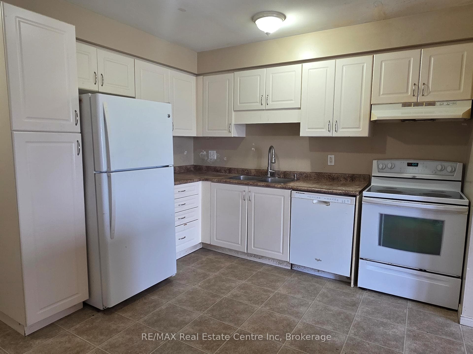 1155 Gordon Street Unit 99 photo 3