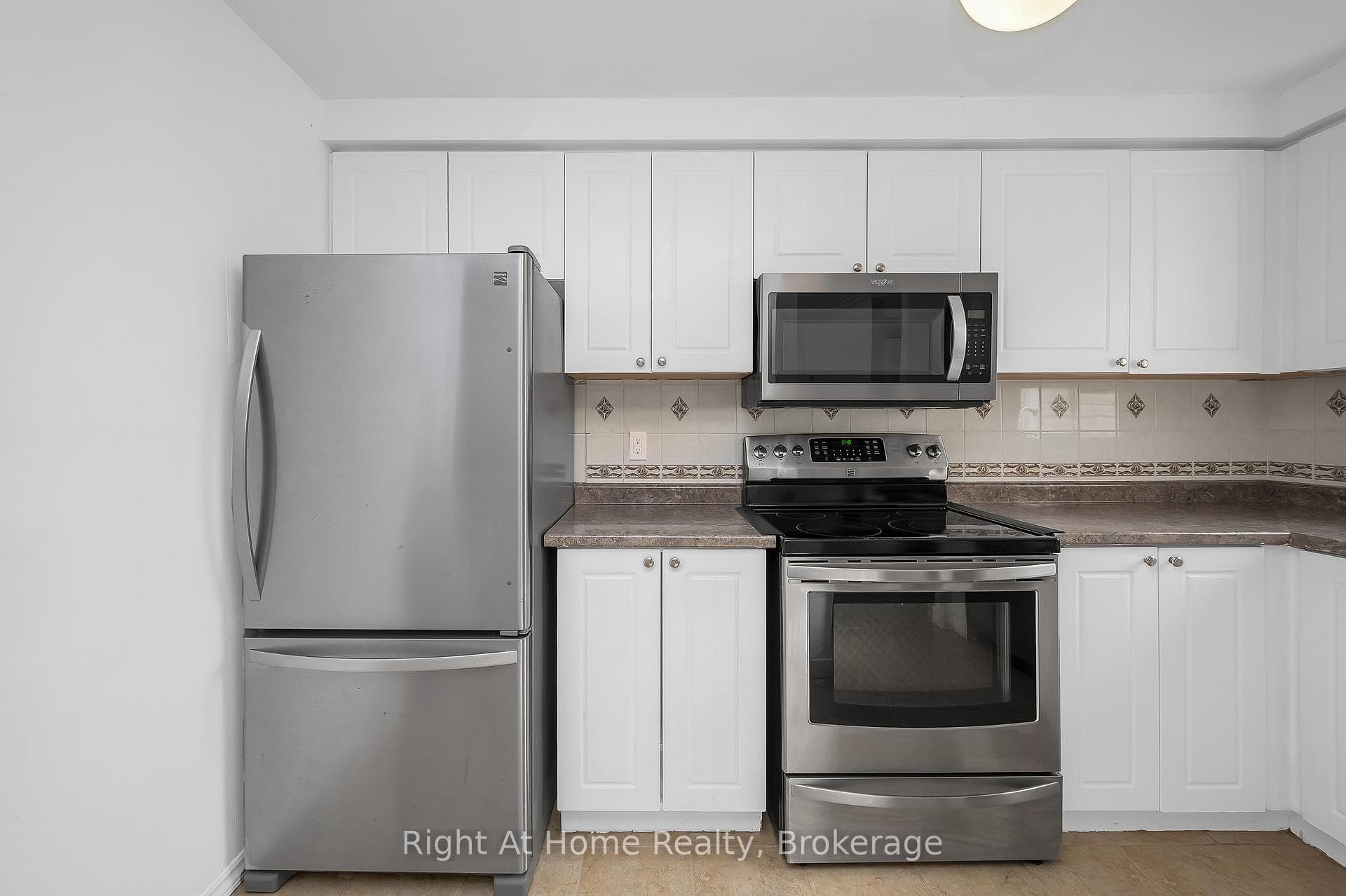 65 Glamis Road Unit 35 photo 16