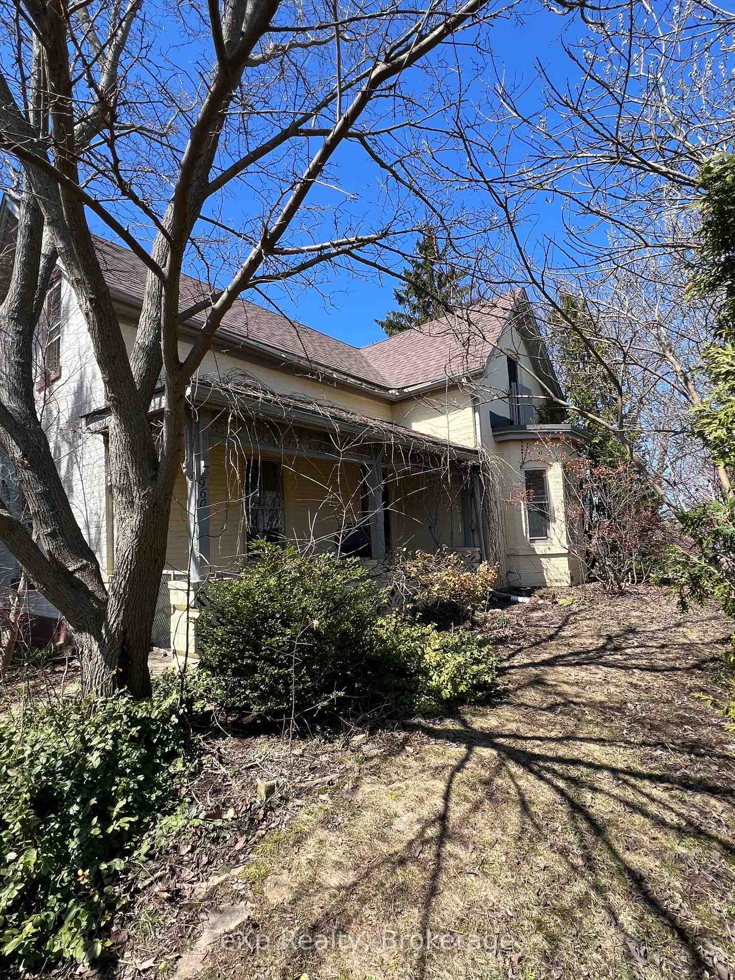 960 9th Avenue photo 4
