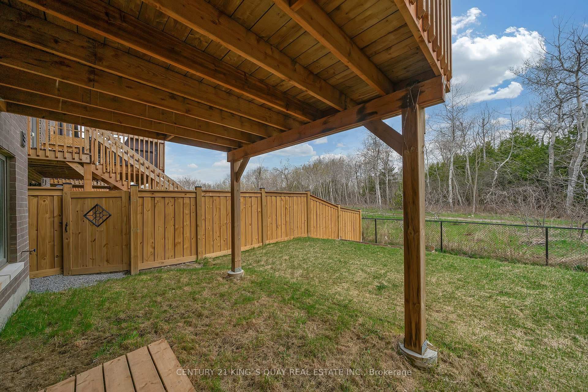250 Finch Avenue Unit 33 photo 33