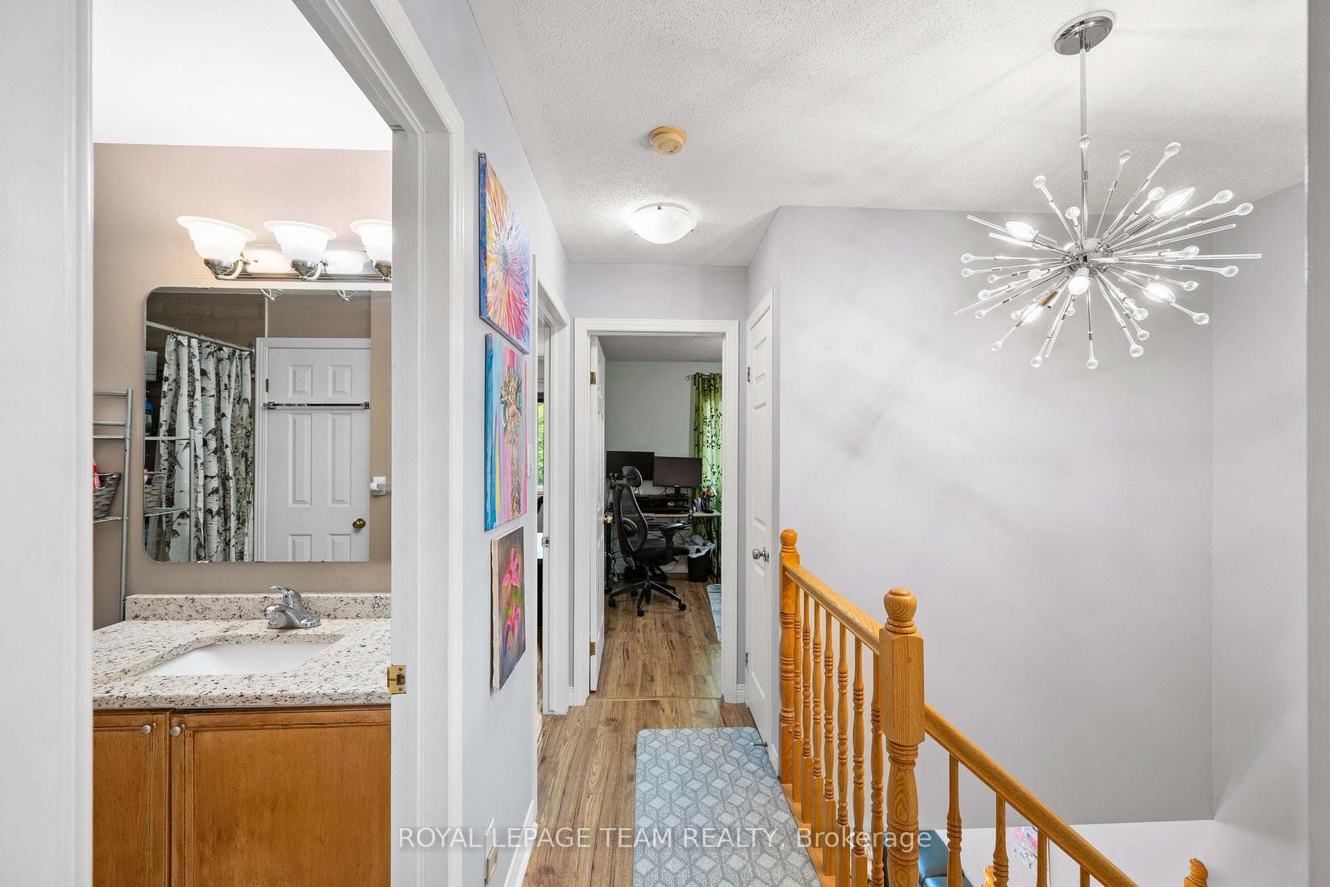 Some photos virtually decluttered/staged.