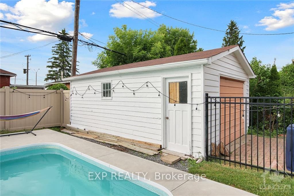 45 SUNNYCREST Drive photo 29