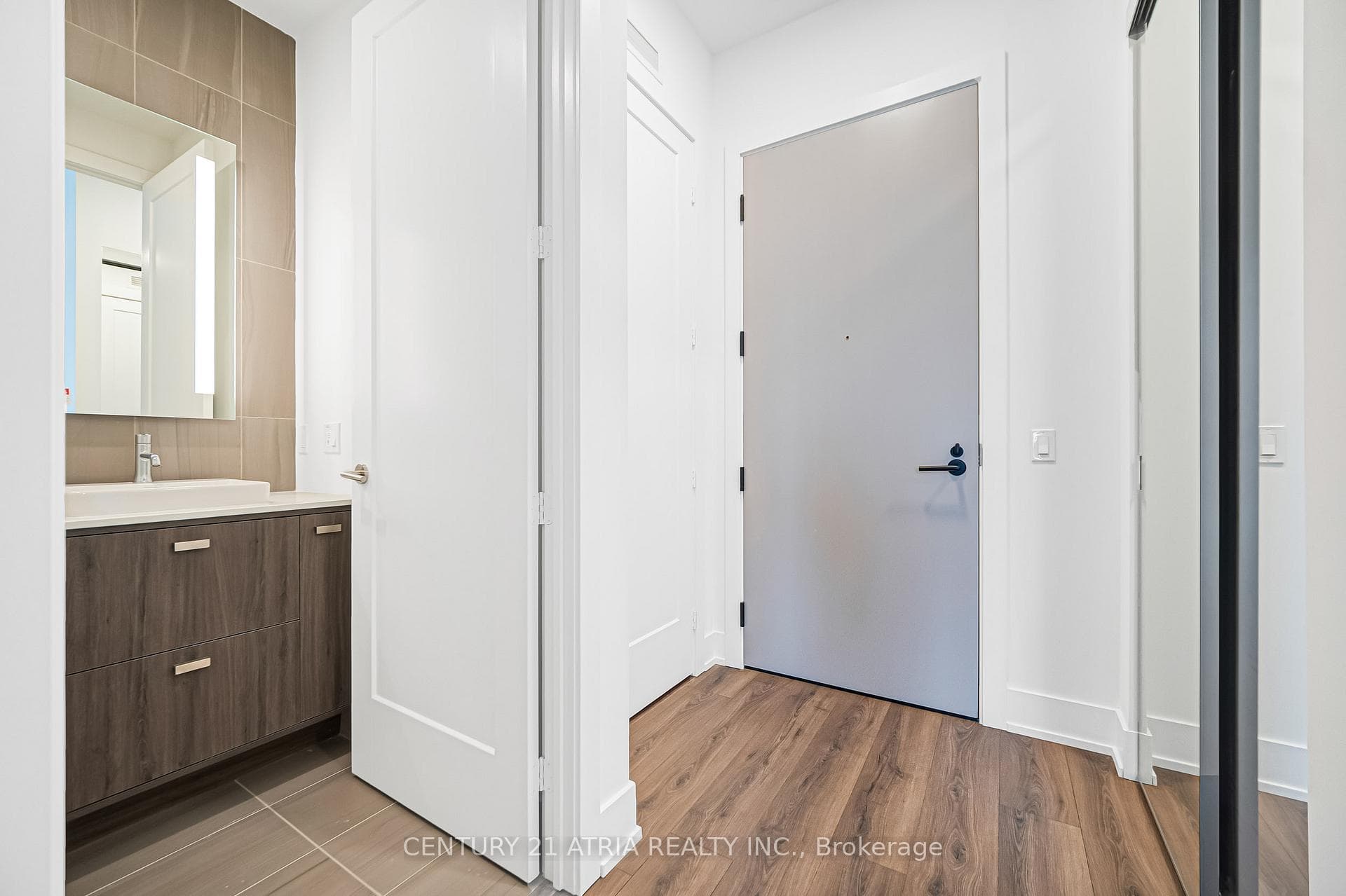 858 Dupont Street Unit 217 photo 3
