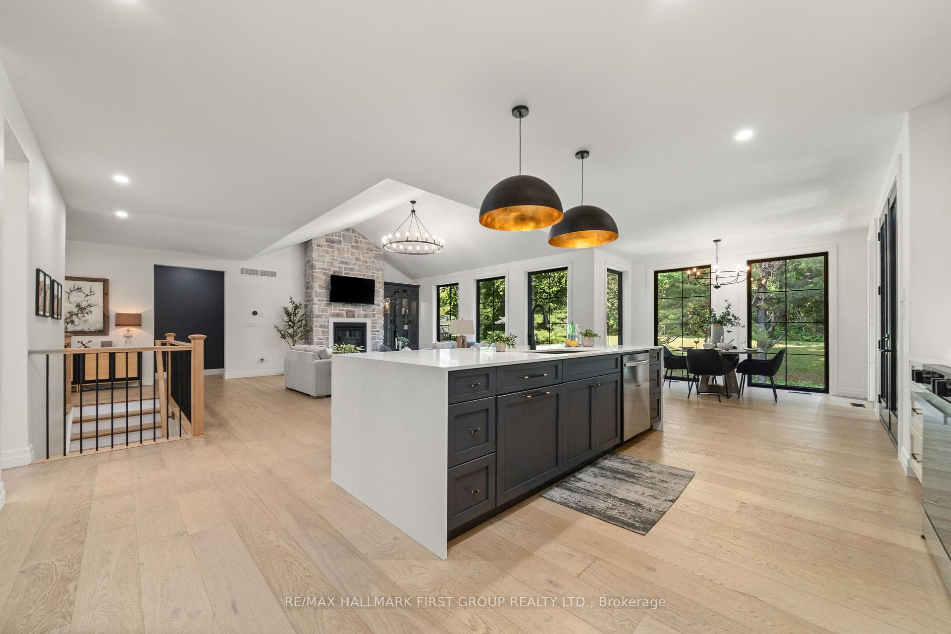 376 Whites Road photo 12