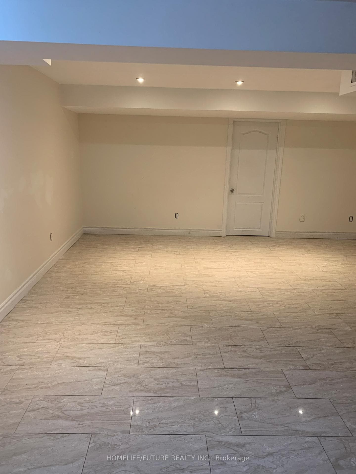 64 Dunwell Crescent photo 10