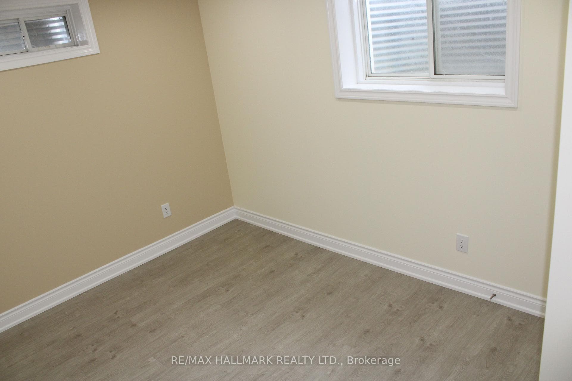 32 Huggins Drive photo 23