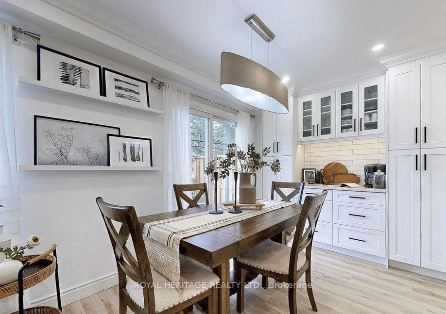 10 Bassett Boulevard Unit 128 photo 8